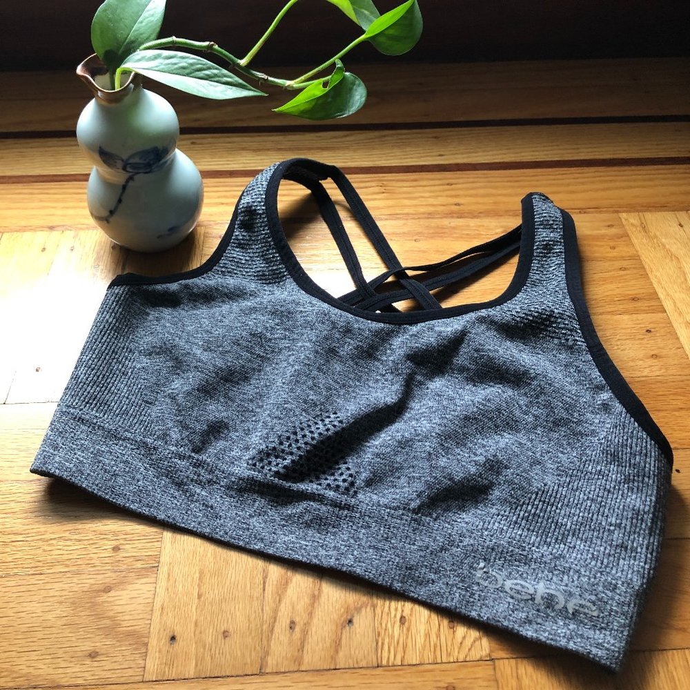 Bebe Sport Gray Crossback Sports Bra - L